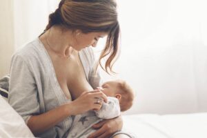 Breastfeeding may reduce the number of harmful viruses in the infant gut